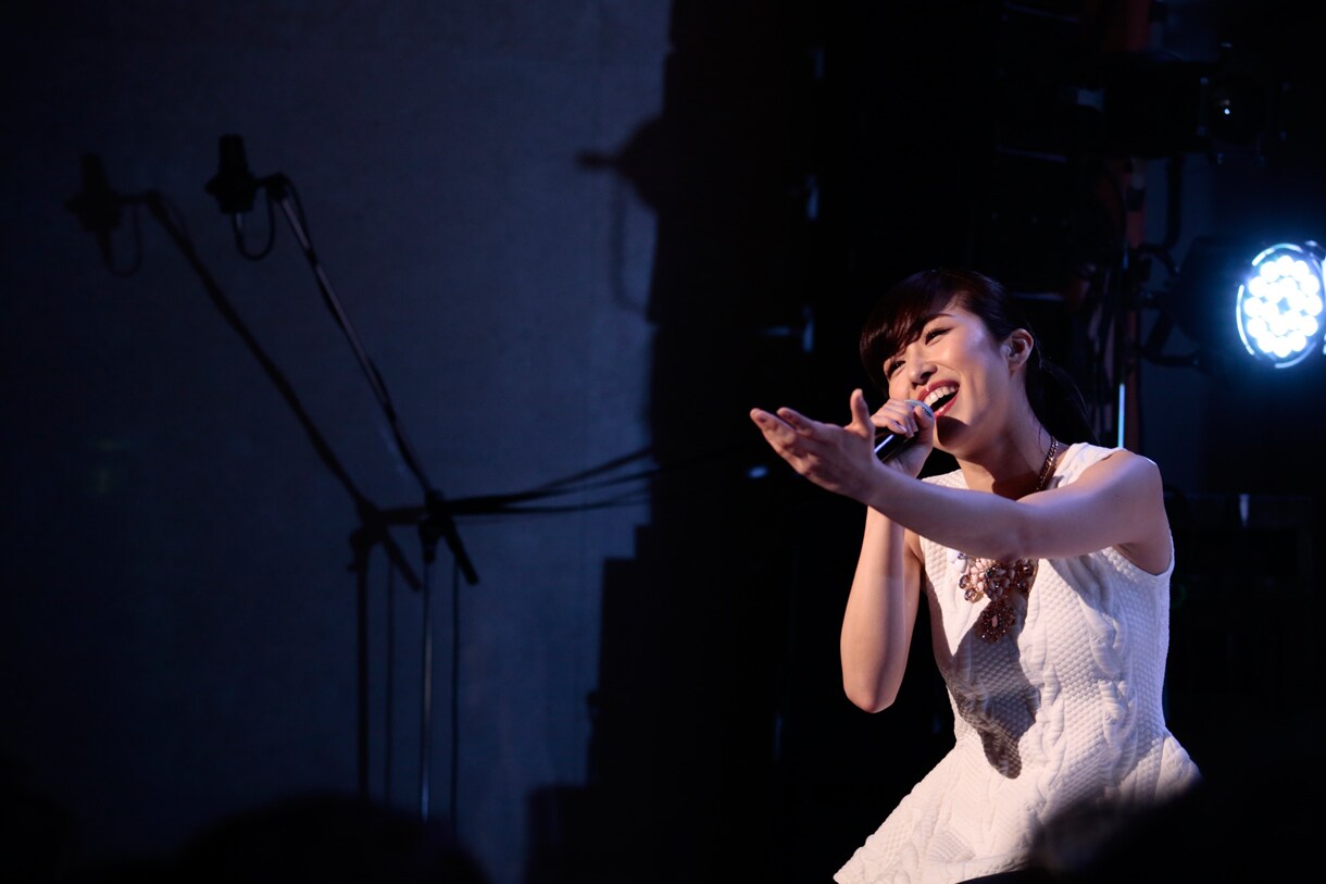 GILLEのツアー開幕、旧友との共演実現に涙も