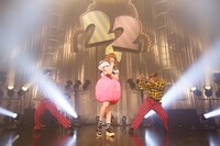 「ASOBINITE!!! -KYARY PAMYU PAMYU 22nd BIRTHDAY SPECIAL」の様子。
