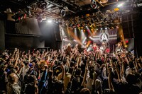 「SA 2015 OPENING UP TOUR <起>」東京・UNIT公演の様子。（撮影：青木カズロー）