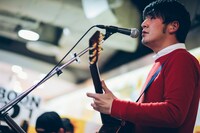 荒井岳史（Vo, G / the band apart）（撮影：西槇太一）