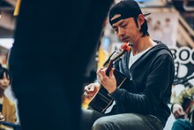 川崎亘一（G / the band apart）（撮影：西槇太一）