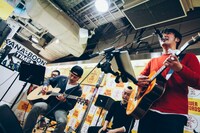 the band apart「謎のオープンワールド」インストアイベントの様子。（撮影：西槇太一）