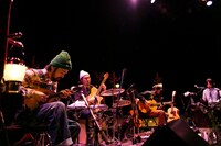 SPECIAL OTHERS ACOUSTIC「アコースティック8都市ツアー 2014-2015」東京・東京キネマ倶楽部公演の様子。（Photo by KAZUHARU IGARASHI）