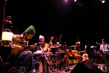 SPECIAL OTHERS ACOUSTIC「アコースティック8都市ツアー 2014-2015」東京・東京キネマ倶楽部公演の様子。（Photo by KAZUHARU IGARASHI）