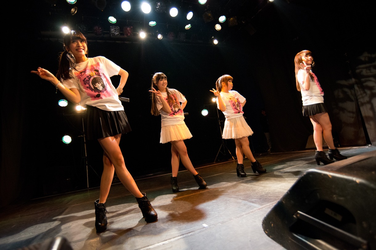 GALETTe保坂朱乃卒業ライブ「卒業～新たなスタートへ!!」の様子。