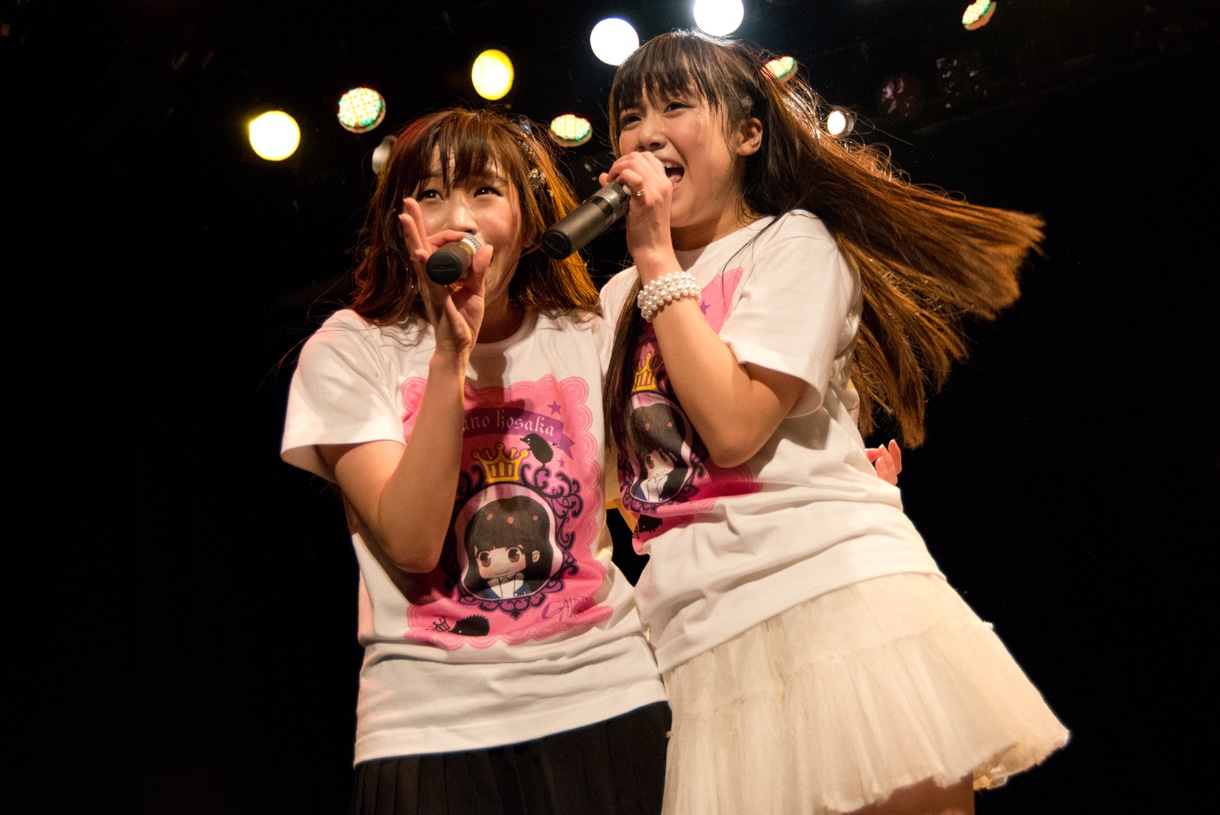 左からののこ、保坂朱乃。