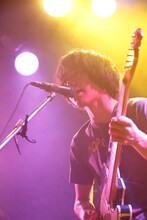 森良太 （Vo, G） （撮影：上山陽介）