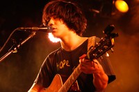 森良太 （Vo, G） （撮影：上山陽介）