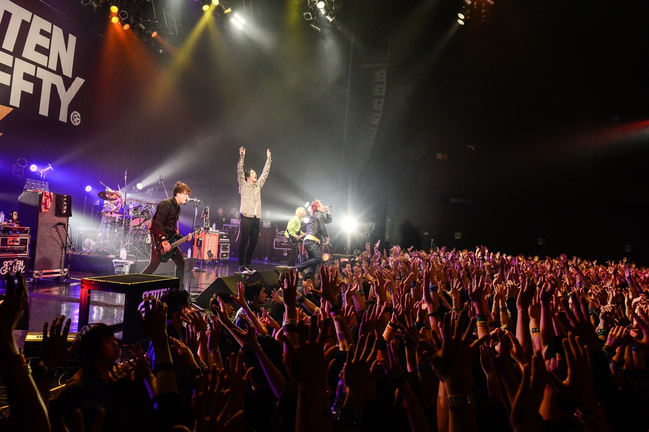 ROTTENGRAFFTY（Photo by AZUSA TAKADA）