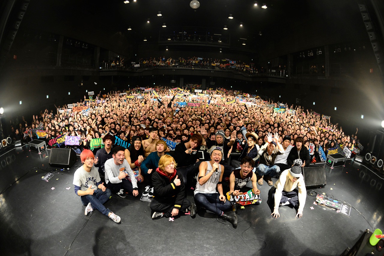 「PUNISHER'S NIGHT 2015」公演の様子。（Photo by AZUSA TAKADA）
