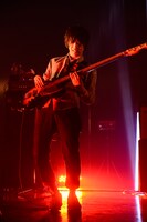 岡田典之（B）（撮影：釘野孝宏）