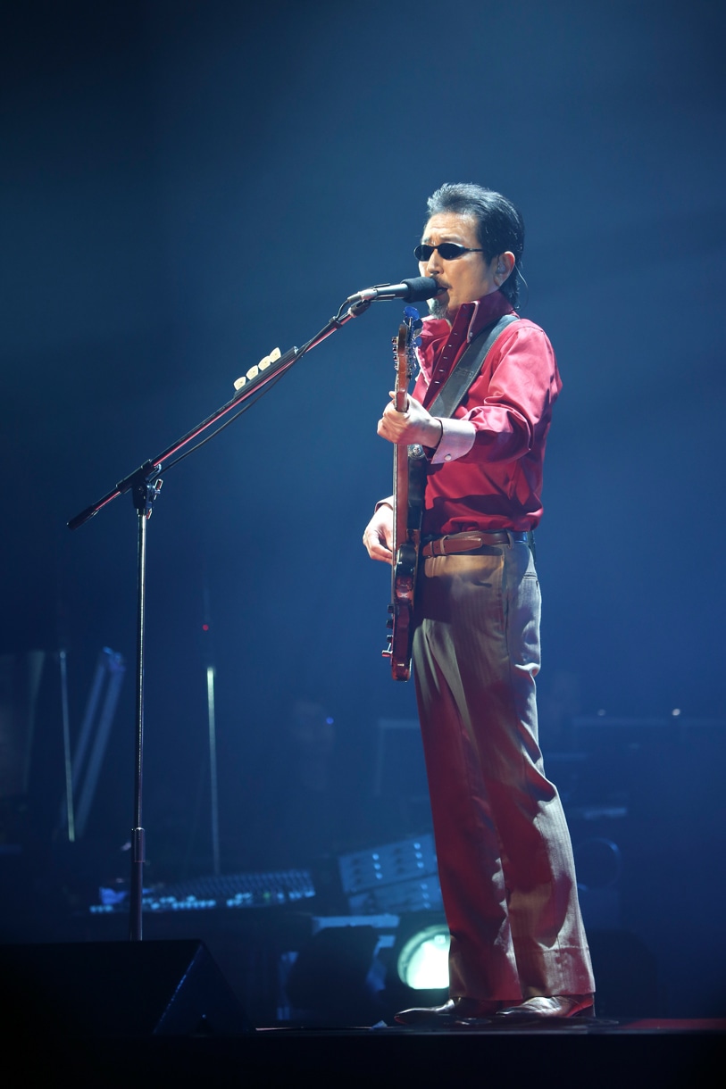 桜井賢（Vo, B）（Photo by HAJIME KAMIIISAKA）