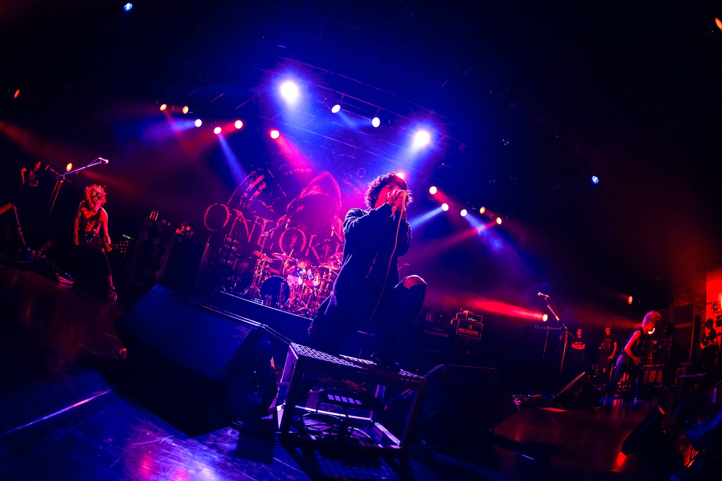 「SPACE SHOWER TV“LIVE with YOU”～ONE OK ROCK～」収録ライブの様子。（Photo by Rui Hashimoto[SOUND SHOOTER]）