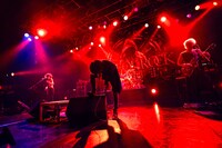 「SPACE SHOWER TV“LIVE with YOU”～ONE OK ROCK～」収録ライブの様子。（Photo by Rui Hashimoto[SOUND SHOOTER]）