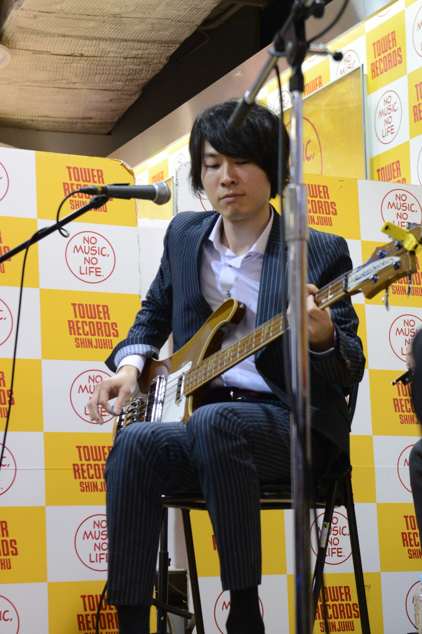 梅津拓也（B / 忘れらんねえよ）