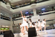 「アンジュルム『大器晩成／乙女の逆襲』 発売記念ミニライブ＆握手会」の様子。