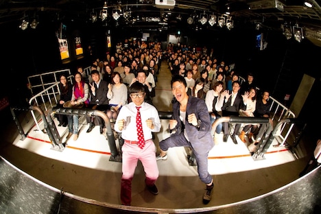 「さかいゆうといっしょ」の発売記念イベントの様子。