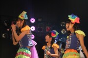 FES☆TIVEのライブの様子。