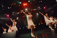 アイドルネッサンスによるライブの様子。