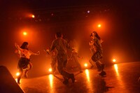 ゆるめるモ！によるライブの様子。