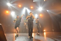 二丁ハロによるライブの様子。