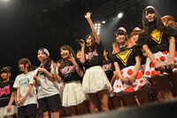 エンディングコーナーでアピールする金澤有希（GEM）。