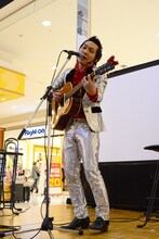 上杉周大（THE TON-UP MOTORS）