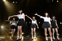 東京女子流「ザ・単ドク Vol.2」の様子。