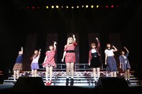「完熟Berryz工房 The Final Completion Box」発売記念イベントの様子。