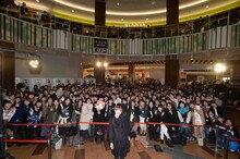 VALSHE「君への嘘」リリースイベントで行われた記念撮影。