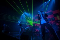 「SAMURIDER」を披露するシクラメン。