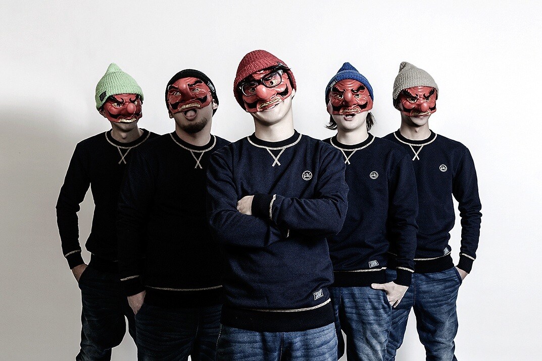 this is not a businessツアーチケット予約電話に自ら対応