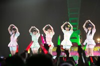 「ニッポン放送 ももいろクローバーZ ももクロくらぶxoxo ～バレンタイン DE NIGHT だぁ～Z！2015」の様子。