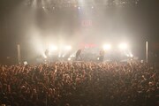 黒夢「黒夢 TOUR 2014 BEFORE THE NEXT SLEEP Vol.2『毒と華』」愛知・Zepp Nagoyaの様子。（撮影：今井俊彦、森好弘）