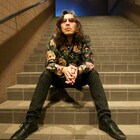 元コレクターズ小里誠、50歳の誕生日にソロユニットで新曲披露