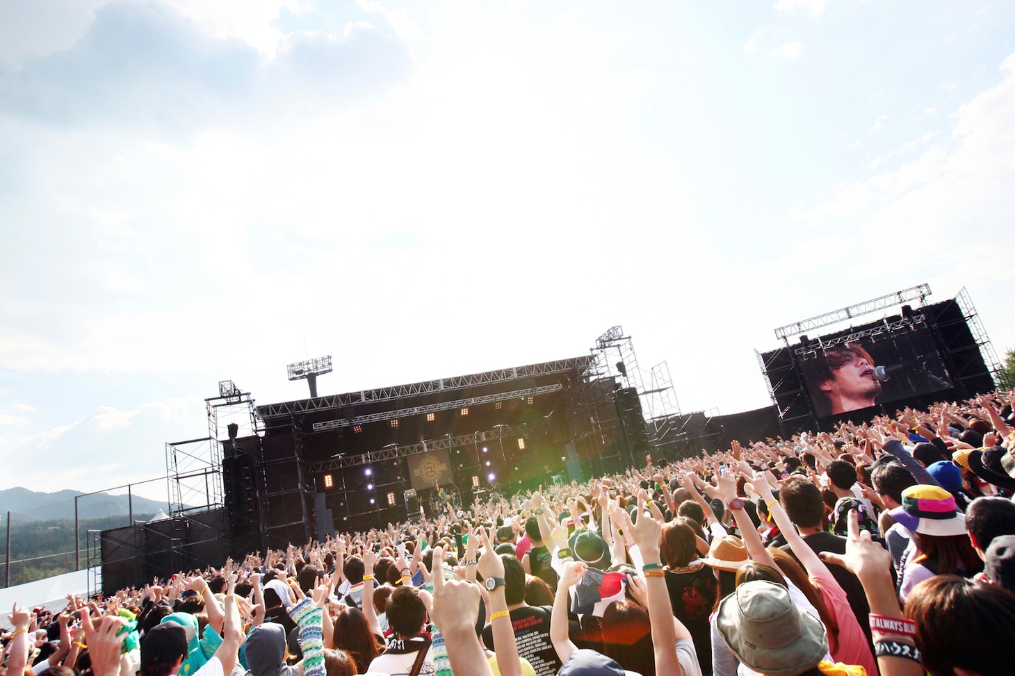 「中津川 THE SOLAR BUDOKAN 2014」の様子。