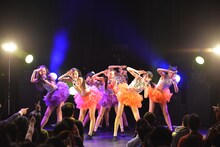 TPD DASH!!によるライブの様子。