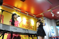 東京・タワーレコード渋谷店 3Fイベントスペースにて行われた「ビタスイWARS」の様子。