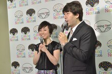 Nao Yoshiokaのインタビューの様子。