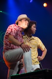 逗子三兄弟の東京・よみうりホール公演の様子。(Photo by Yoshifumi Shimizu)