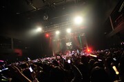 「XYZ TOUR 2015」東京・Zepp Tokyo公演の様子。