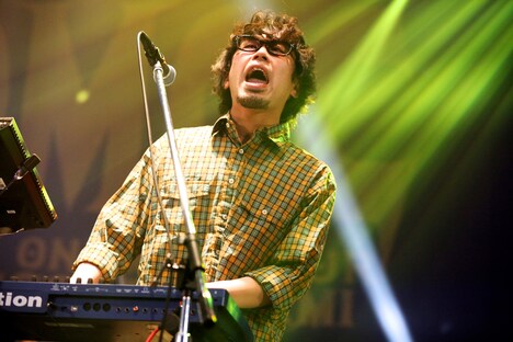 ヨコタシンノスケ（Key, Vo）（Photo by Viola Kam［V'z Twinkle Photography］）