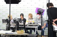 今週の人気画像2位は「ゴールデンボンバーがホンダCMに！歌広場は免許一発合格に挑む」より、ゴールデンボンバー。