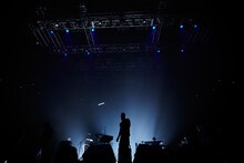 三吉ツカサ写真集「the HIATUS PICTURES FROM ONE NIGHT」掲載写真。