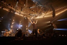 三吉ツカサ写真集「the HIATUS PICTURES FROM ONE NIGHT」掲載写真。