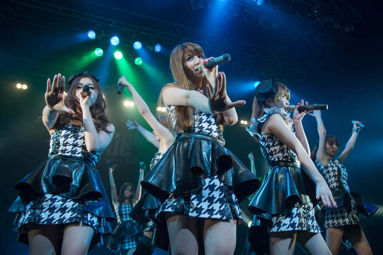 prediaによるライブの様子。