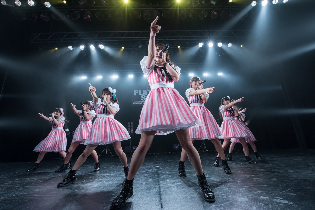 paletによるライブの様子。