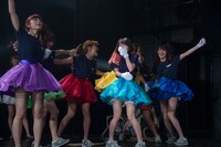 綱引きに勝利するPASSPO☆。