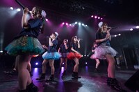 paletによるライブの様子。