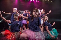 paletによるライブの様子。